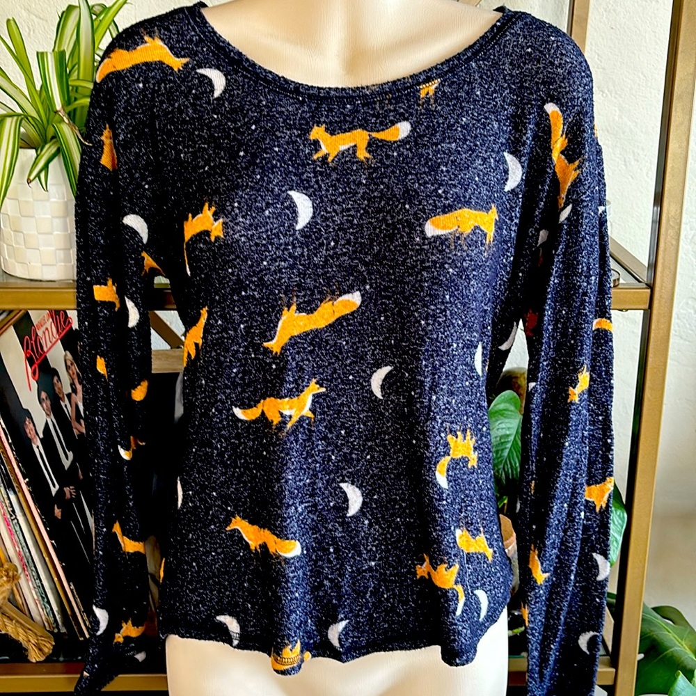 EUC Anthropologie Fox Print Soft Knit Top ✨ Small ✨ $78 ✨ Cozy Lounge